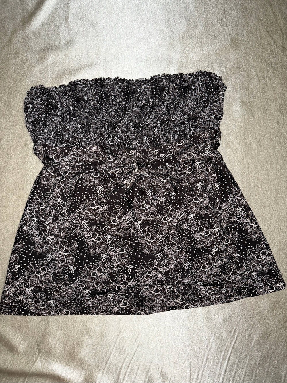 Y2K Style Mossimo Floral Print Smocked Tube Top Size L Target 2011 Line